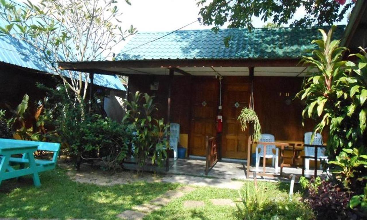 Cheers Chalet Kampong Juara Экстерьер фото